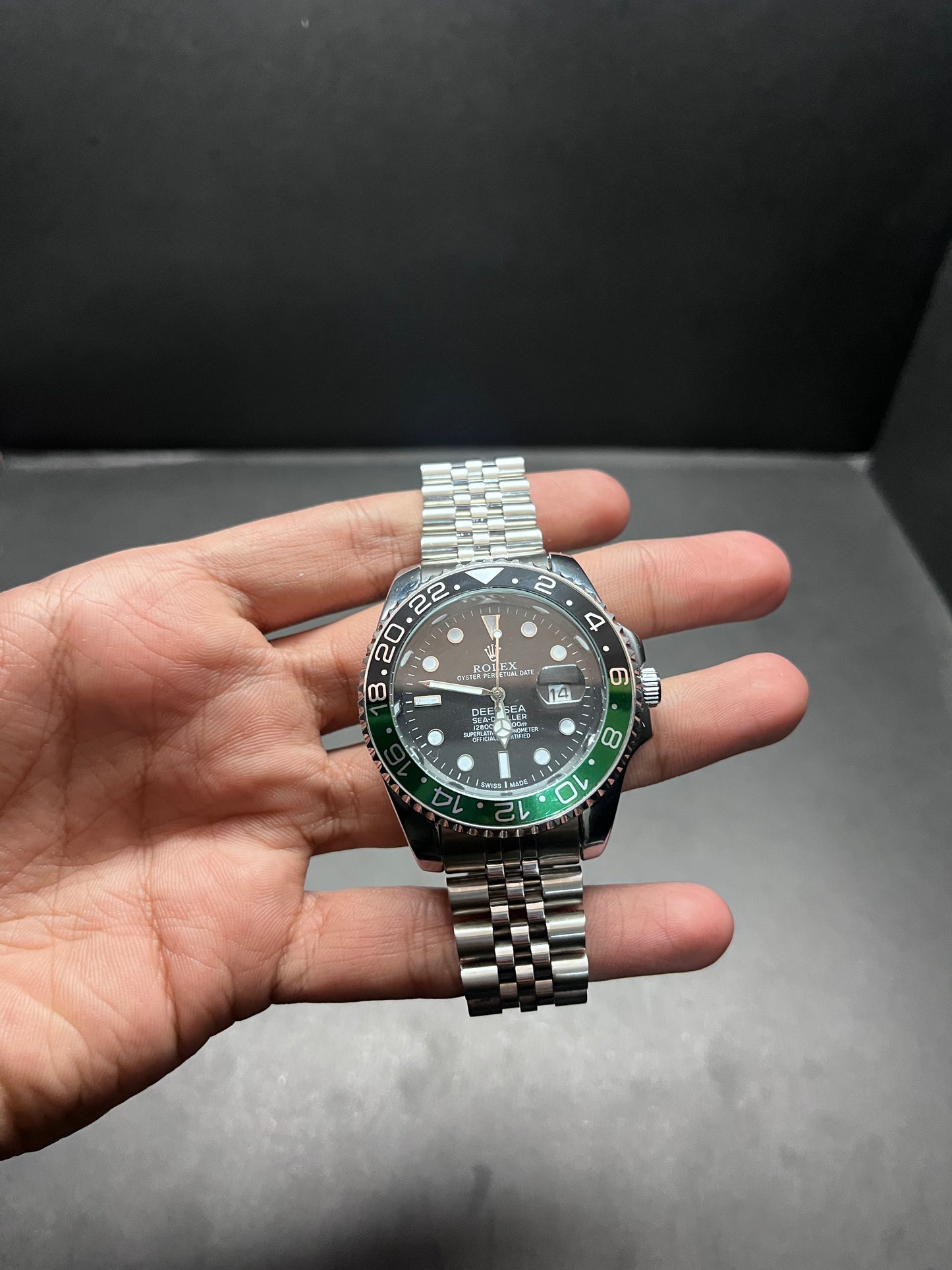 RLX - GMT
